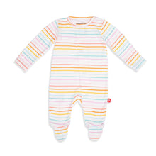 Load image into Gallery viewer, Magnetic Footie Candy Stripe