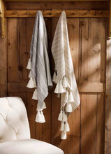 Load image into Gallery viewer, Stripe Tassel Throw
