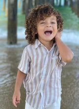 Load image into Gallery viewer, Button Up Stripe Short Sleeve Shirt